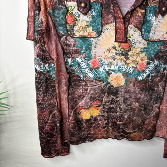 Alberto Makali Y2K Vintage Style Graphic Long Sleeve Lace Top - Picture 2 of 5